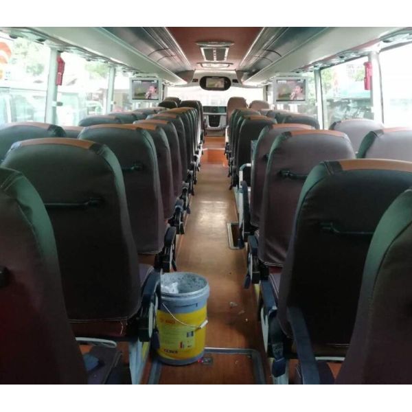Ютонг 57 мест использовало роскошных тренеров/используемого автобуса пассажира с двигателем дизеля