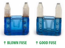 Plug In Zinc Alloy Automotive Fuses Mini Auto Blade Fuse Rated 32VDC 20A Yellow 11mm For Automotive Passenger Car