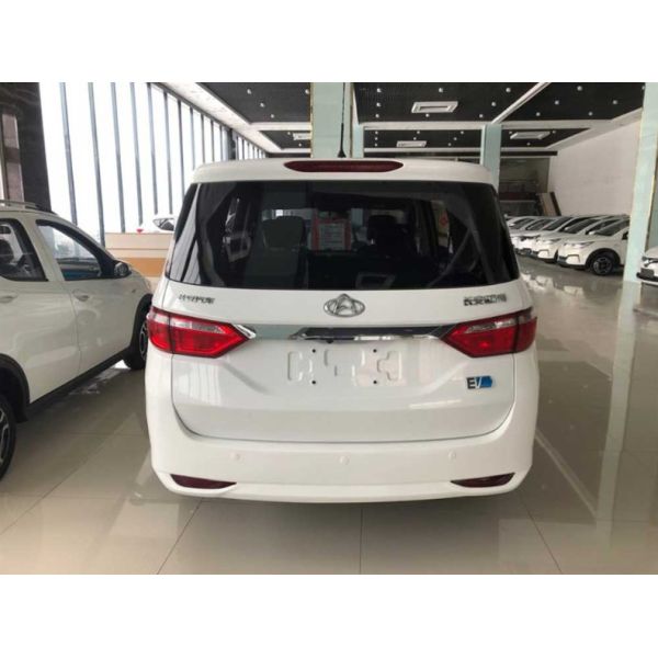 Литий-ионный аккумулятор автомобиля электрических автомобилей MPV 6 Seater EV Changan Auchan A600EV чистый