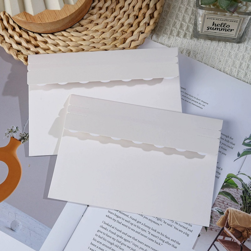 Decorative Scalloped Flap Peel And Seal Paper Envelopes For Greeting Cards