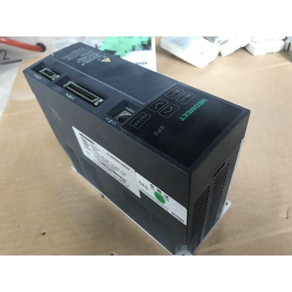 Used in Megmet Drive 100% Tested 3PH 380-480V 50/60Hz 9.5A  S-4T30 3kw Inverter
