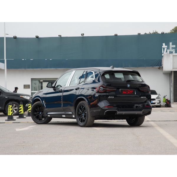 2024 BMW IX3 Pure Electric Midsize SUV with 2864mm Wheelbase and 400Nm Total Torque