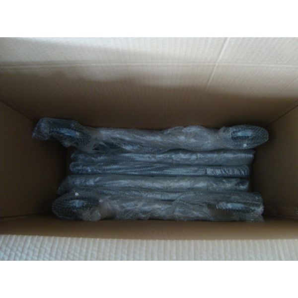 Рэгби стеллажа для выставки товаров пусковой площадки плеча стальное одевает выставочную витрину 4 держателей