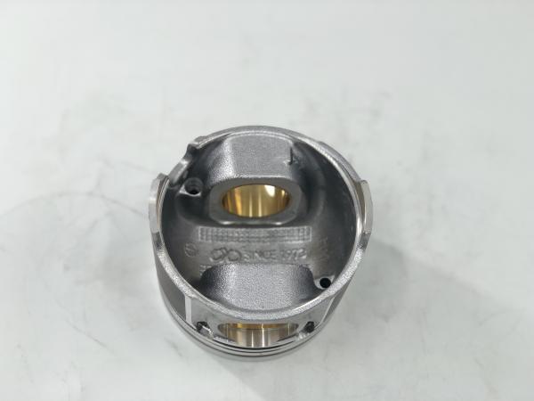 Hino Auto Parts Piston Kit Hino J05e Engine Piston Ring wear Resistant