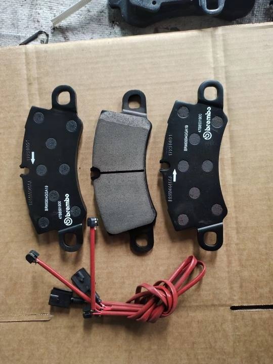 70003759 Тормозные колодки для Ferrari 488 812 812 GTS Гарантированные 30000-50000 км