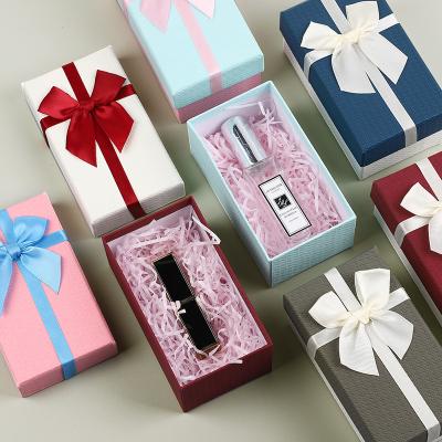 Foil Holographic Perfume Gift Boxes Recyclable Cosmetic Packaging For Small Business