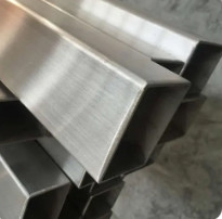 OD 9.5mm dans le tuyau carré 50x50 ASTM JIS AISI gigaoctet de 2000mm solides