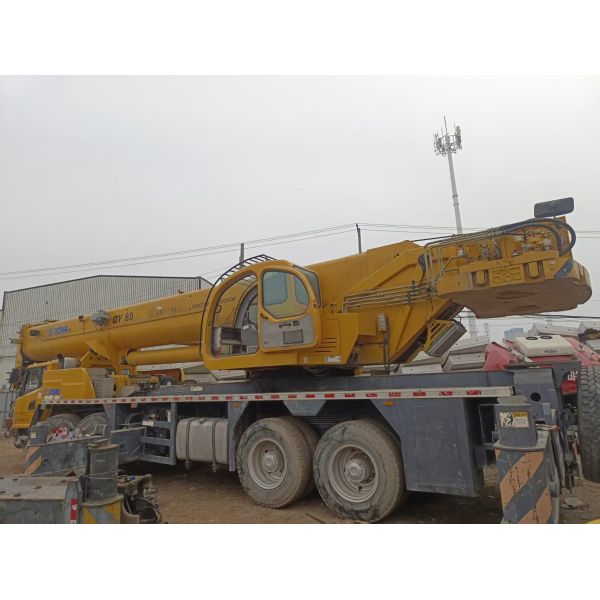 2022 Xc mg 80 ton truck crane Yellow a Official Lifting Capacity QY80K5D stock