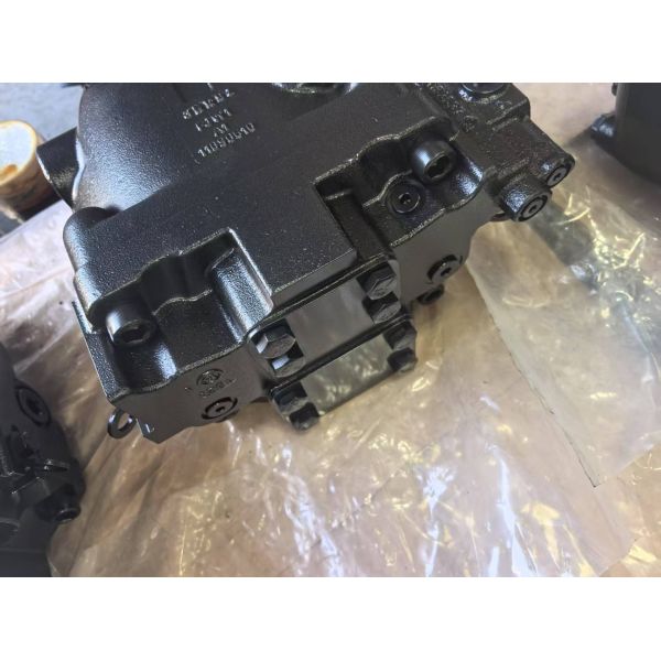 Danfoss ERL100 Series Variable Displacement Piston Pump with Water Glycol Fluid Capability, Extended Service Life & High Efficiency