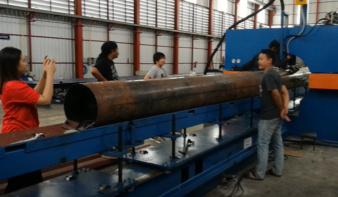 Промышленные машина фонарного столба улицы/оборудование делать для фонарного столба