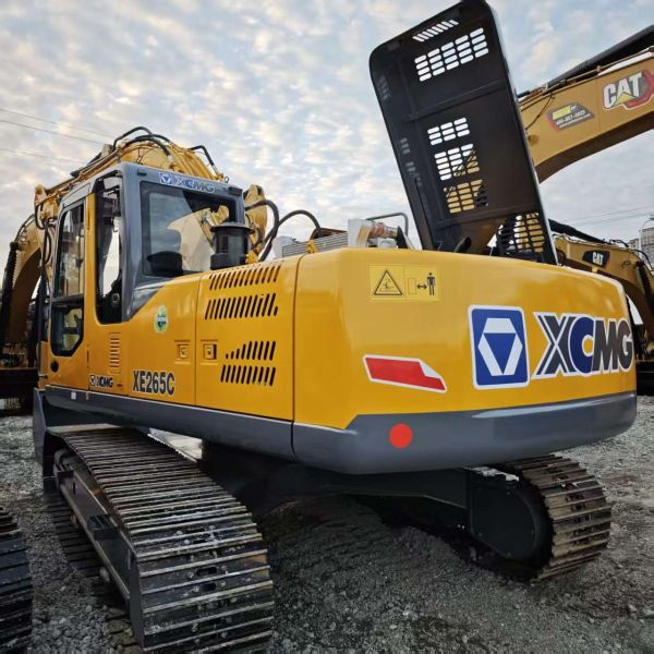 New XCMG Excavator 27 Ton XE265C Middle Second Hand Excavator Mini Digger China Original Imported Good Condition