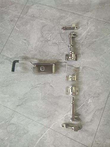 Stainless Steel Door Locking Gear for Reefer Truck Trailer Door Handle Lock and Refrigerated Truck Accessories