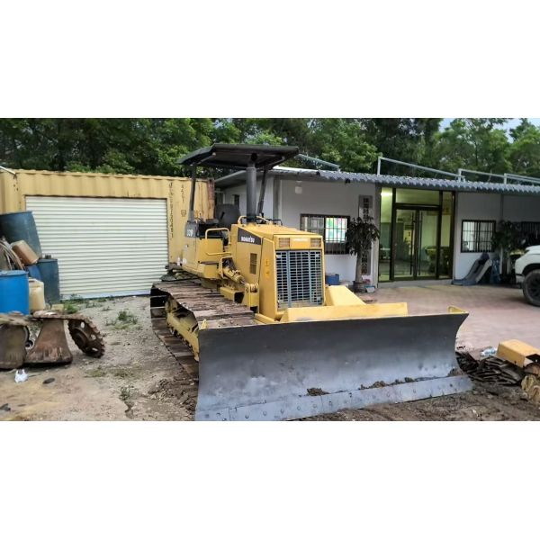 Original Color Used Komatsu D31P-20 Mini Bulldozer Hot Sale In Asia