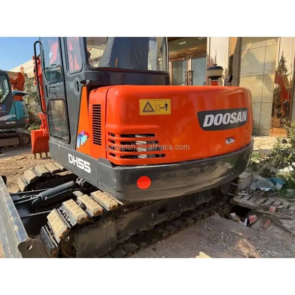 Mini Digger Machine DH55 Used Doosan Excavator 6 Ton 5.5 Ton with MOOG Hydraulic Pump