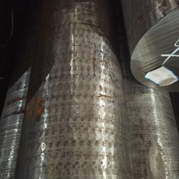 ASTM A182M F60 Duplex Stainless Steel Rod / Peeling Finish F60 Shaft Bars