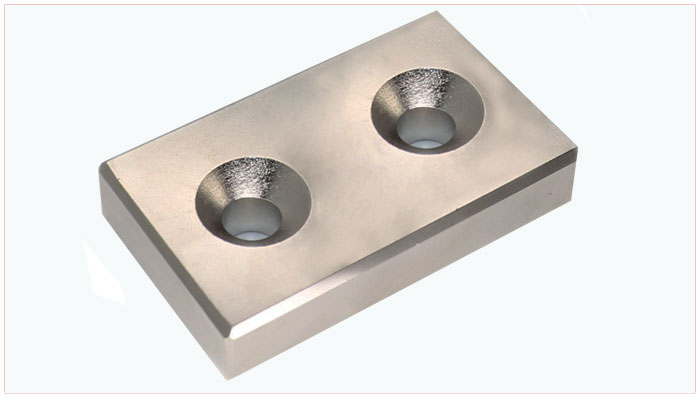 Магниты неодимия 50 x 30 x 10mm прямоугольные с зенкованным отверстием