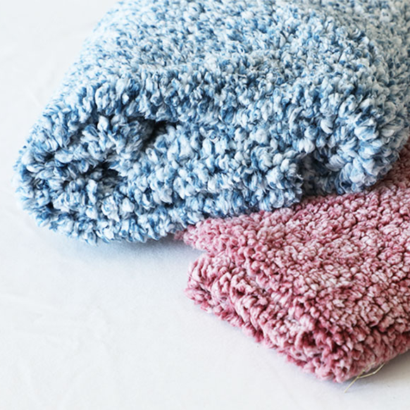 Задняя часть голубого 100% полиэстер ткани 180gsm вельвета Shu одиночная бортовая для пальто пижамы