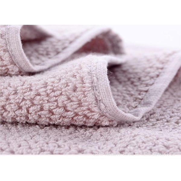 Thick and Durable Antibacterial Facial Towel Made of 100% Pure Cotton for All Ages