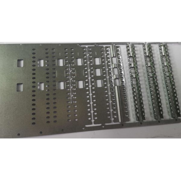 Процесс штамповки штамповки автозапчастей штамповки штамповки штамповки штамповки нержавеющей стали клип непрерывный штамп