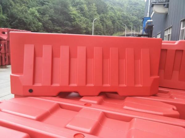 1400mm / 55 Rotational Moulding Plastic High Water Filled Traffic Barrier Safety Fence Vehicle Fencing