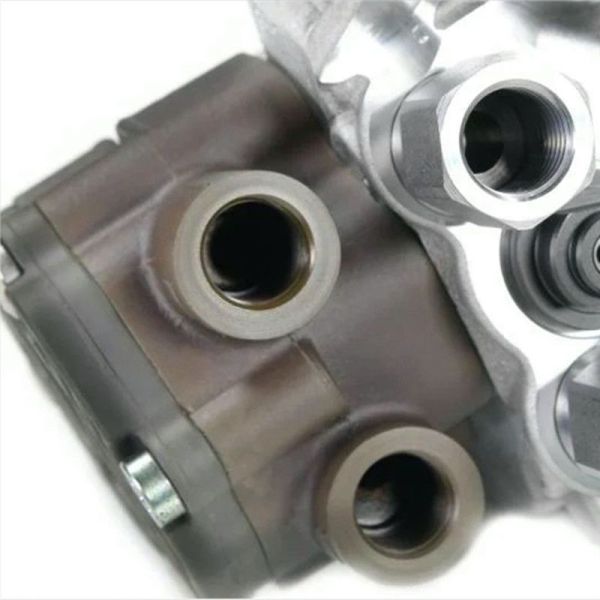 For Engine CP4N2 R995 8913S Fuel Injection Pump 0445020610 0445020606 837073731