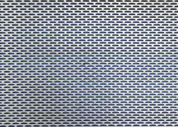 穴の大きさ 100mm 六角孔状シート 産業における効率的な過濾分離