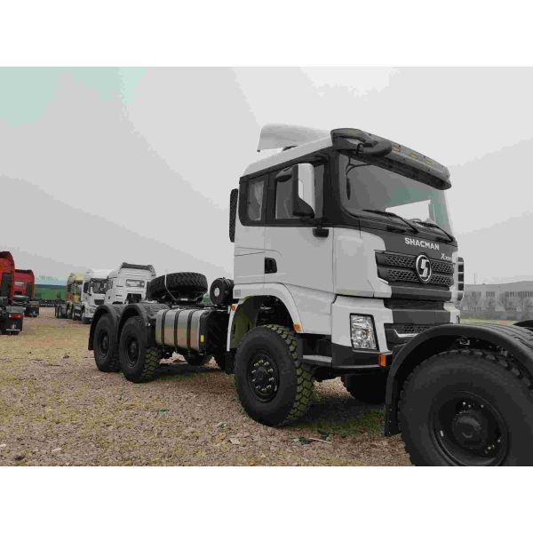 SHACMAN X3000 6x6 Тракторный грузовик 430 л.с. EuroII Белый