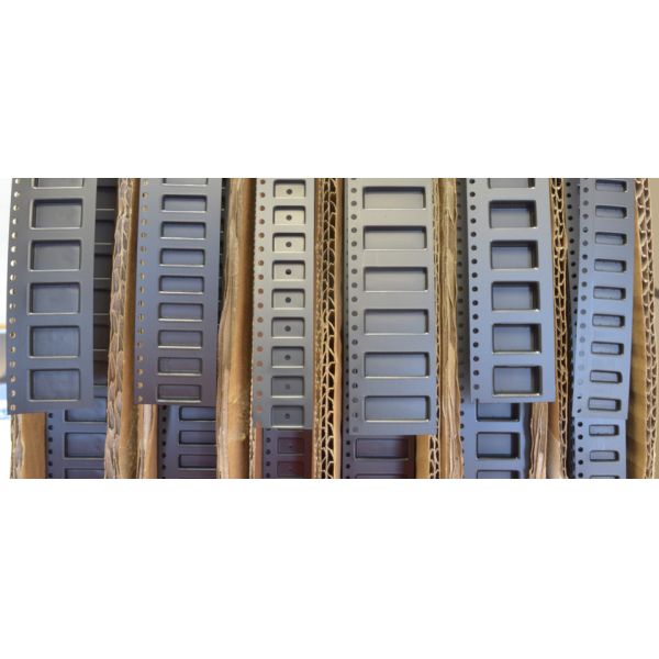 ЛЮБИМЦА материальное 10E5-10E9 ESD PS ПК ленты 16mm SMT значение анти- статического