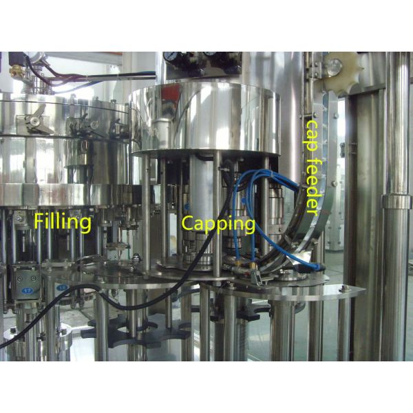 High Efficiency Automatic Carbonated Drink Filling Machine Easy Operation