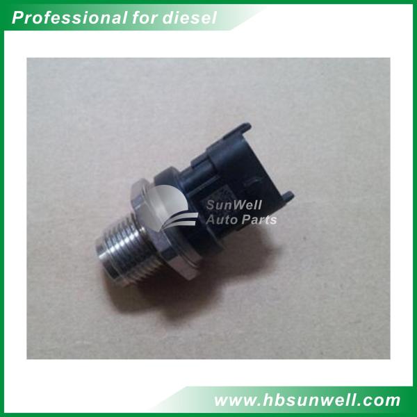 Auto 5260246 Common Rail Fuel Pressure Sensor 0281002937 For QSB6.7 Engine