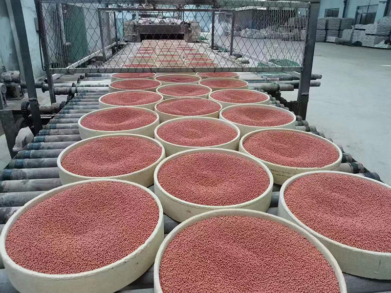 Hyro Clay Balls Solid Ceramsite Hard Clay Pebbles for Horticulture in Different Sizes