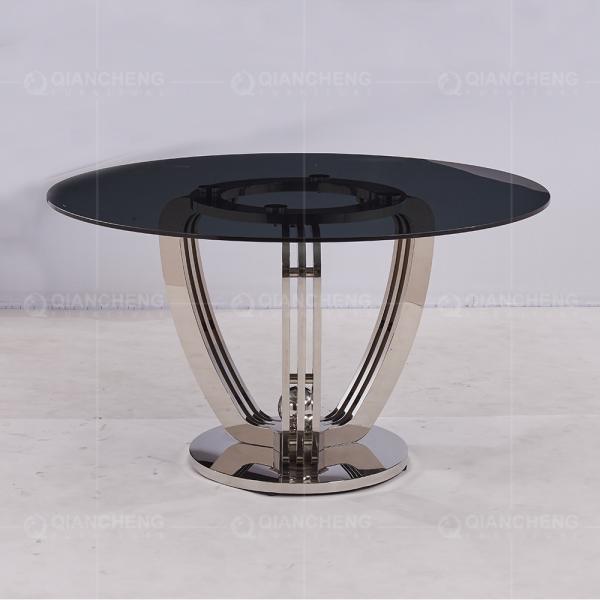 O diâmetro de prata 135cmx75cm do espelho moderou o anel de vidro da mesa de jantar deu forma aos pés do cromo