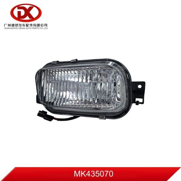 Right Fog Lamp Suitable for MITSUBISHI E-3/4 MK435070