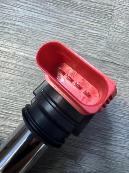Imported  Volkswagen  Amarok  2017-2022  07K905715G  ignition  coil  with  spark  plug Plug