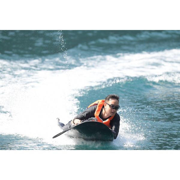 Максимальная скорость 60 км/ч 2-тактный электрический серфборд с лучшим маслом и мощным бензиновым двигателем