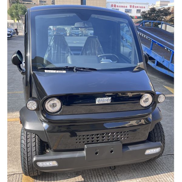 Мини 4 колеса Дешевая цена Китай 4 места Электрический автомобиль с кондиционером Мини Новый энергетический автомобиль с ЕЭК