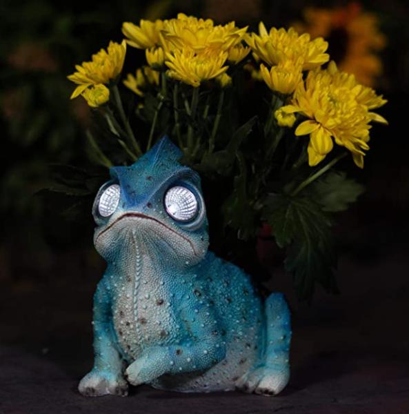 Modern Ceramic 1.2V 6.9” Chameleon Solar Light
