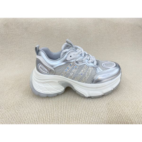 Women white running shoes with thick soled and breathable mesh upper genuine leather