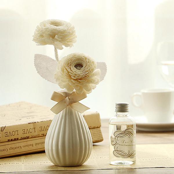 White Color Luxury Reed Diffuser Home Porcelain Air Fresheners Aroma Flower Design