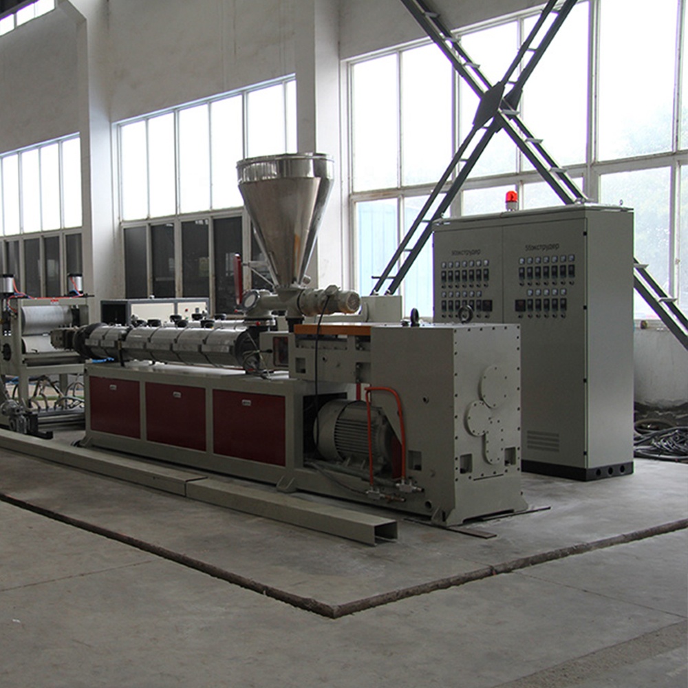 Стальная 250kw 380v 50hz Профиль Пластиковые контейнеры ПВХ экструдер для производства