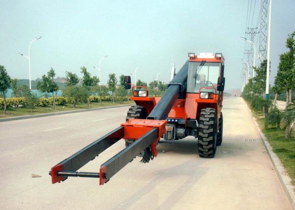 Rigid Suspension Chassis All Terrain Telehandler , Hydraulic Power Steering Boom Lift Crane