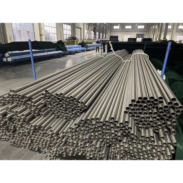 Tubos de enfriamiento puros del titanio Gr2 para el tanque de la galjanoplastia de Chrome