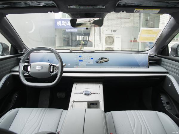 200KW Single Motor 2024 Geely Galaxy Yinhe E8 665km Starship Voyage Edition Energy Vehicle