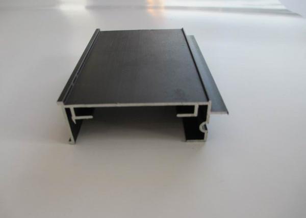 A porta deslizante de alumínio terminada moinho perfila amostras grátis da espessura de 1.5mm