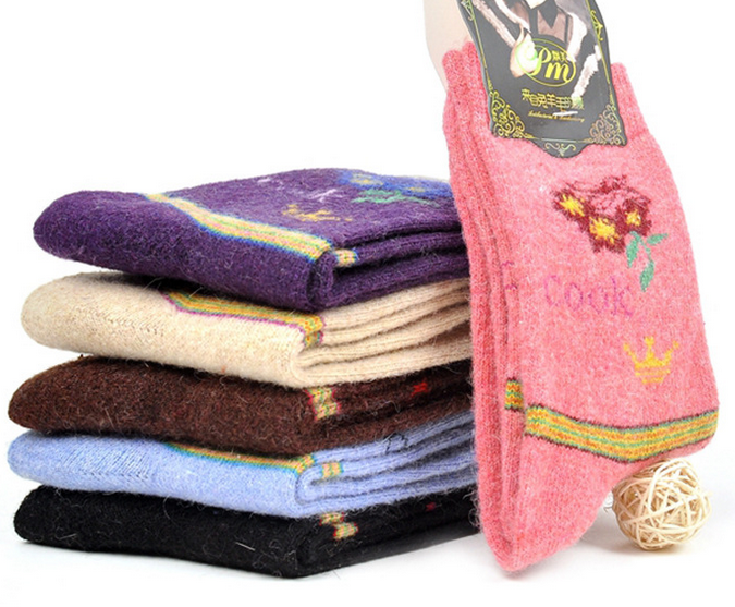 Ladies Ribbed Cashmere Ankle Socks