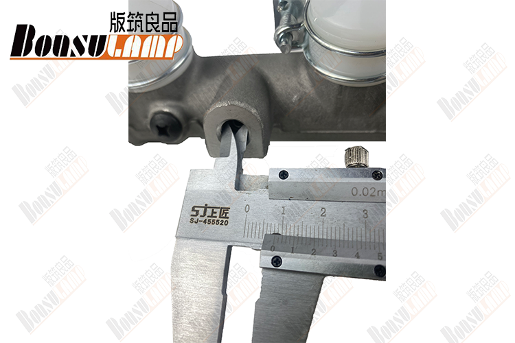 Conjunto de cilindro maestro de freno de autopartes NKR 4JB1 OEM 8-94249365-0 8942493650