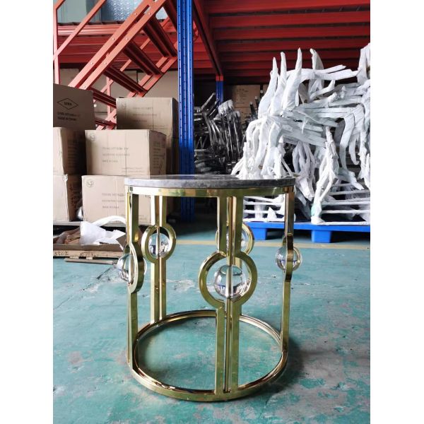 Золото покрыло света таблицы нержавеющей стали хрустальный шар металла мраморного бортового роскошный вокруг угловой таблицы