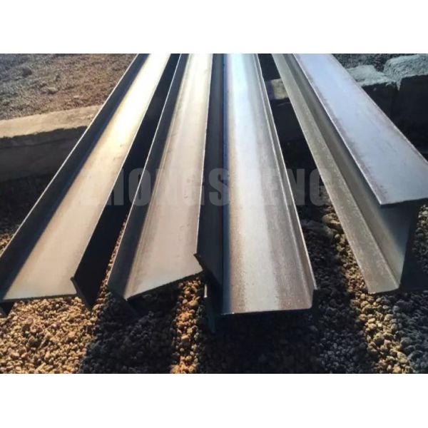 700x300 H poutre en acier HEA 450 H poutre 12m 294*200 H poutre en acier avec EN standard et épaisseur de bride 4,5-35 mm à Moins cher