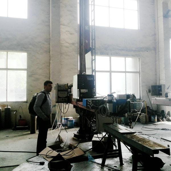 0.05rpm 1rpm Pipe Welding Positioners For Heavy Duty Loading Turning / Revolve Table