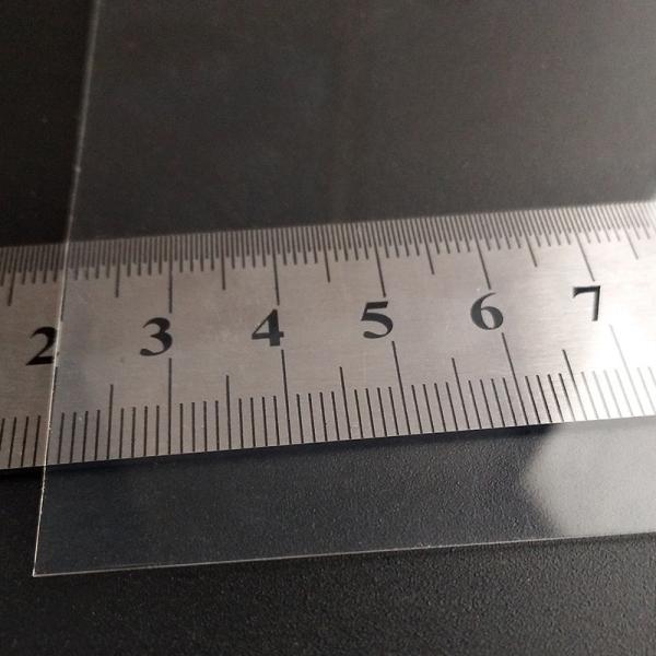 Rouleau de film FEP transparent, épaisseur 13–500 µm, résistant aux produits chimiques, résistant à la chaleur jusqu'à 205 °C, excellente isolation électrique et transmission UV pour applications industrielles